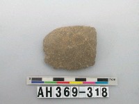 藏品(打製石刀殘件)的圖片